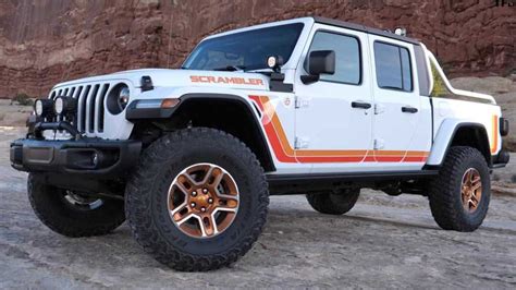 Supercharged 700-HP Jeep Gladiator Concept Detailed On Video