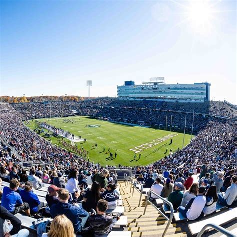 Pratt and Whitney Stadium at Rentschler Field Parking Lots Tickets ...