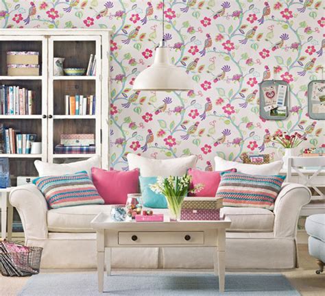 15 Living Room with Floral Wallpapers | Home Design Lover