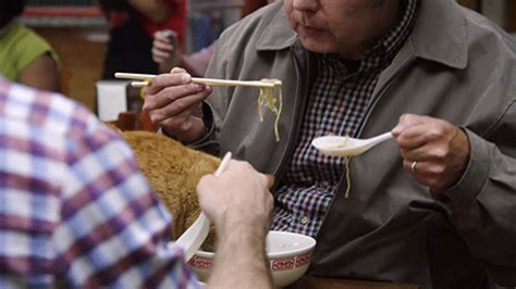 Eatingnoodles GIFs - Find & Share on GIPHY