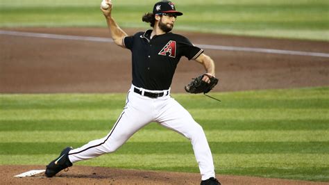 Zac Gallen sets MLB pitching record in Diamondbacks' win over Giants