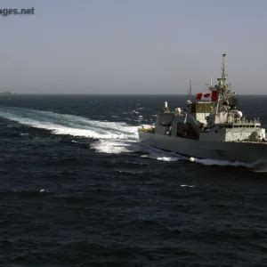 Halifax-class frigate HMCS Toronto (FFH 333) | A Military Photos & Video Website