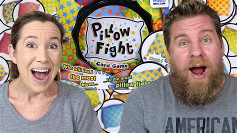 Pillow Fight Game - YouTube