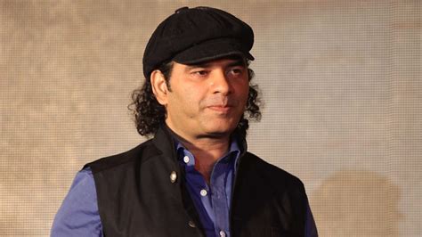 Mohit Chauhan (Singer) Age, Height, Weight, Net Worth, Wife & Bio ...