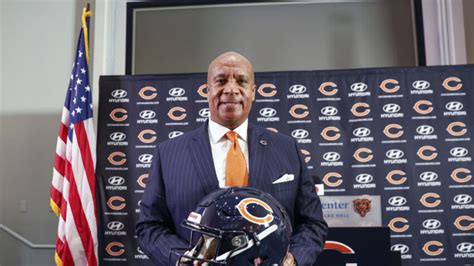 It appears Chicago Bears fans are confused about Kevin Warren's role