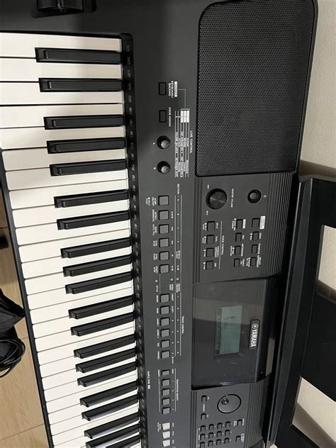 Yamaha PSR E463 Keyboard, Hobbies & Toys, Music & Media, Musical Instruments on Carousell