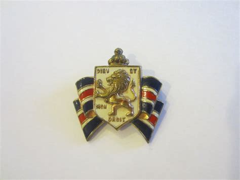 Dieu Et Mon Droit Shield Brooch By Accessocraft WW Memorabilia Hallmar – Designer Unique Finds