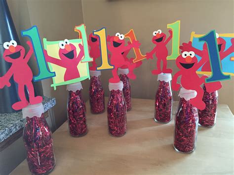 Elmo Centerpieces