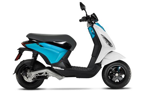 Piaggio Piaggio 1 Active: price, consumption, colors