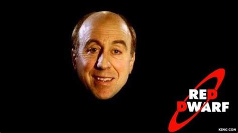 Red Dwarf's Norman Lovett replaces Craig Charles at King Con - BBC News