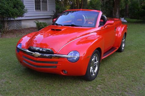 well maintained 2004 Chevrolet SSR custom for sale