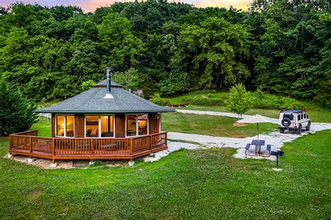 The Charm: Ozark Mountains Cabins Rentals - ARNews Journal