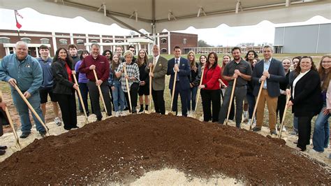 Pinnacle Classical Academy breaks ground on new expansion