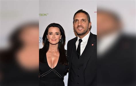 ‘RHOBH’ Star Mauricio Umansky Speaks Out After Home Burglary