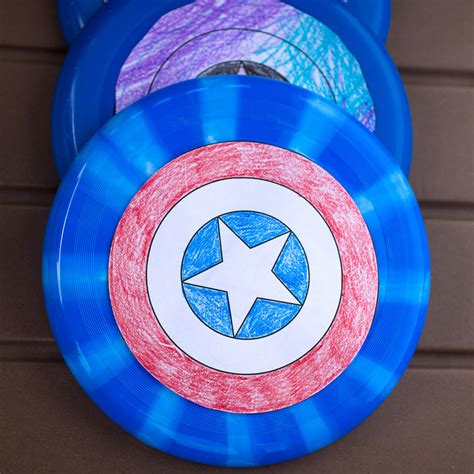 DIY Captain America Shield Free Printable - The Nerd's Wife