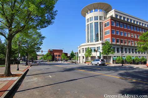 Greenville, SC - S. Main St at Broad St - Courtyard Marriott Building on Right | Courtyard ...