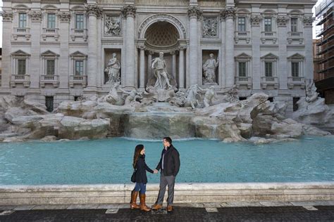 Trevi Fountain Wedding Proposal | Candid Professional Photography