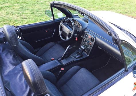 1992 Mazda Miata Interior | Barn Finds