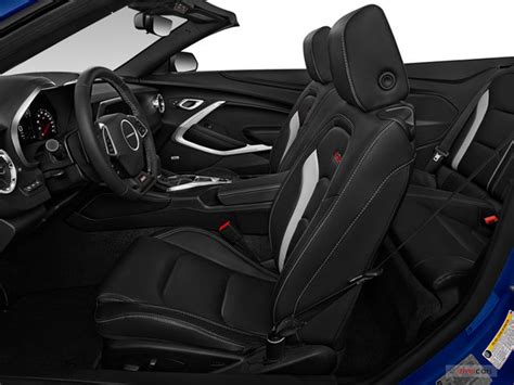 2021 Chevrolet Camaro: 134 Interior Photos | U.S. News