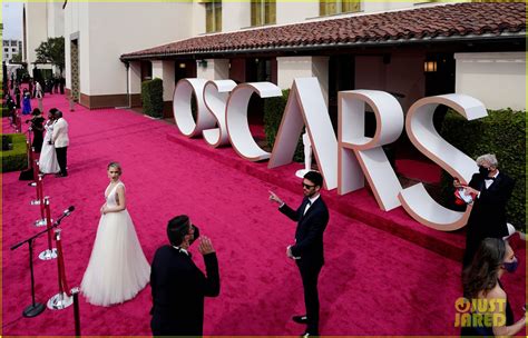 'Borat' Actress Maria Bakalova's Date at Oscars 2021 Revealed!: Photo 4548084 | Oscars Photos ...