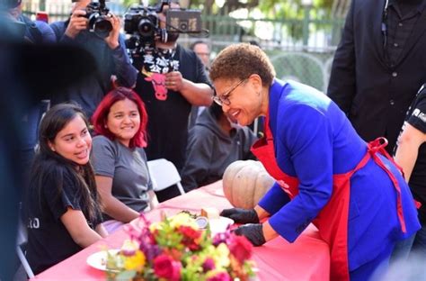 Hundreds of Angelenos Volunteer for Los Angeles Mission’s Annual ...