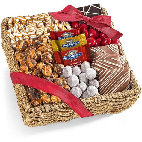 Best 7 Chocolate And Nut Gift Baskets For Delivery - Treat Buyer