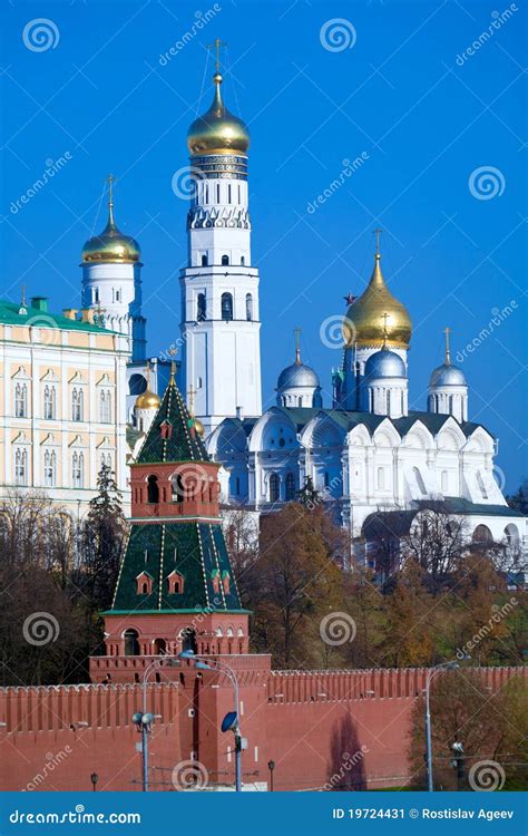 Cathedrals of Kremlin stock image. Image of ivan, kremlin - 19724431