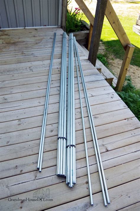 DIY Inexpensive deck rails out of steel conduit, easy to do!