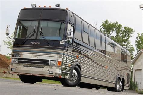 Used 1999 Prevost Tour Bus For Sale ($99,800) | Chicago Motor Cars Stock #C10785