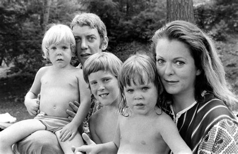 Donald Sutherland: Photos of the Actor and His Family, 1970 | Time.com