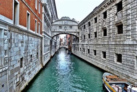 Bridge of Sighs in Venice, Italy