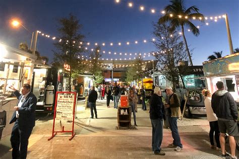 8 Naples Restaurants on the Water for Florida Dining With a View ...