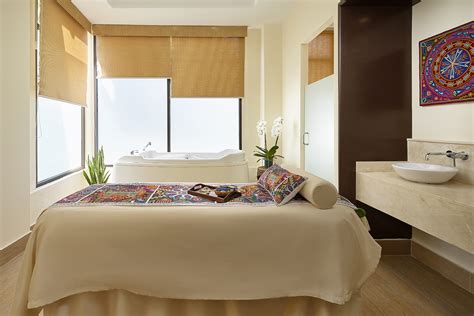 Experience Paradise at Marriott Puerto Vallarta Resort & Spa | STYLE & SOCIETY Magazine