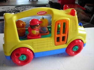 PLAYSKOOL WHEELS ON THE BUS MUSICAL BUS TOY | #110224957