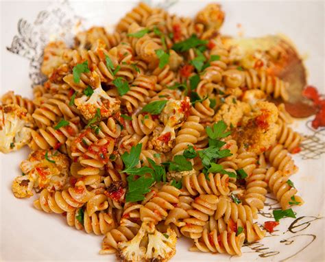 Fusilli With Roasted Cauliflower & Sun-Dried Tomato Pesto | Italian Food Forever