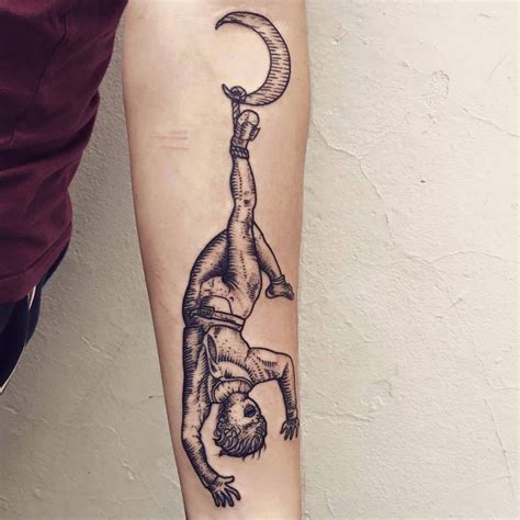 Share more than 63 the hanged man tattoo latest - in.cdgdbentre