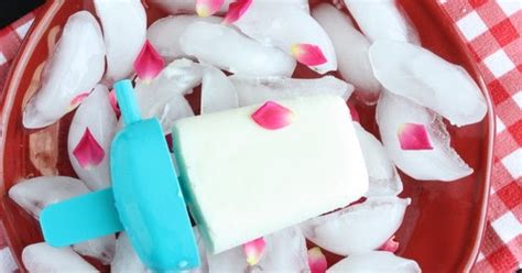 Sandhiya's Cookbook: Paal Ice | Milk Popsicle | Popsicle recipe