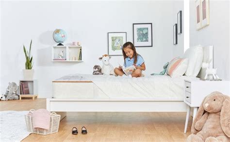 Choosing a Mattress For Your Child: Types, Firmness, & More | Saatva