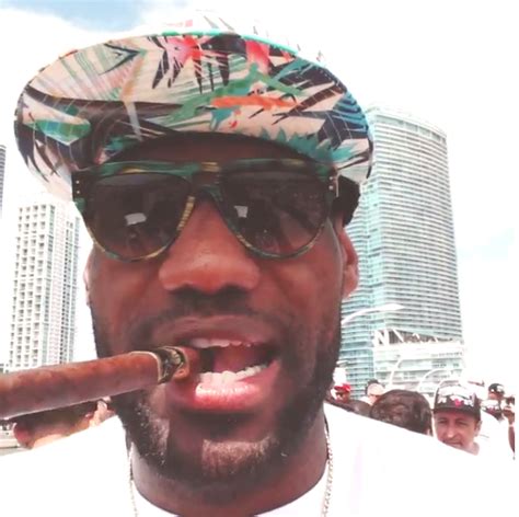 LeBron James 2024: Wife, net worth, tattoos, smoking & body facts - Taddlr