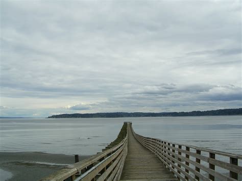 Low Tide at the Indianola Pier and Beach | Kitsap Now