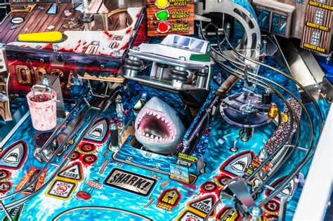 Chicago-area company launches ‘Jaws’-themed pinball machine | WBEZ Chicago