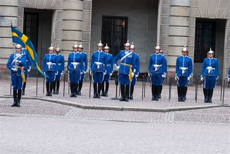 Swedish Royal Guards - a photo on Flickriver
