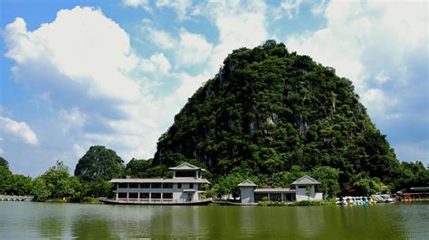 Zhaoqing Travel Guide | Zhaoqing Tourism - KAYAK