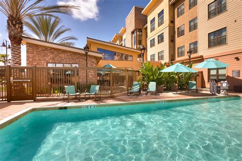 sacramento hotels with outdoor pools - Kaylee Carlisle