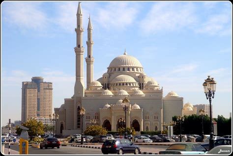 Panoramio - Photo of Al Noor Mosque - Sharjah | Beautiful mosques ...