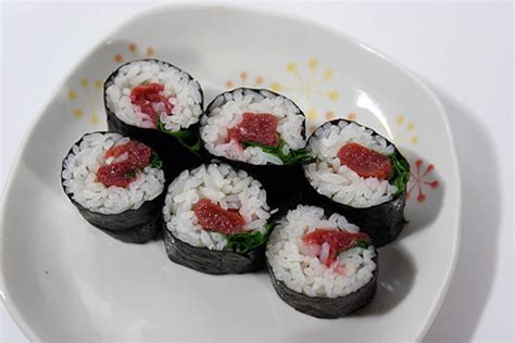 Try This: Umeshiso Maki Sushi | The Kitchn