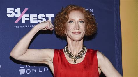 Kathy Griffin announces she has lung cancer