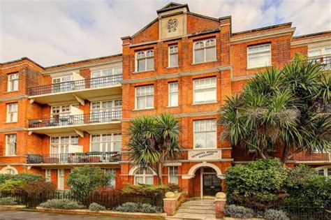 3 bedroom flat for sale, Richmond Bridge Mansions, Willoughby Road, Twickenham TW, St Margarets ...