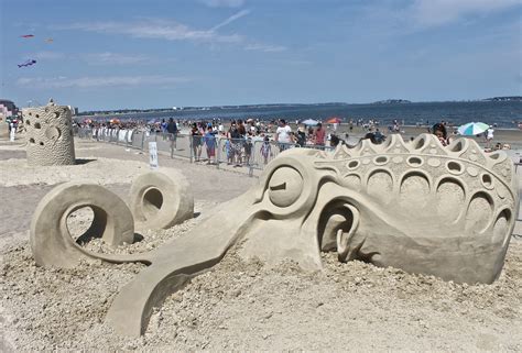 . Revere Beach, Sand Sculptures, Sand Art, Cloud Gate, Mount Rushmore, Sculpting, Clouds ...