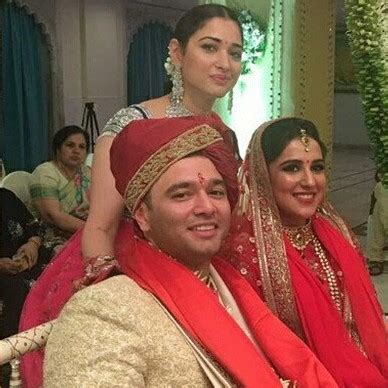 WOW! Tamannaah Bhatia looks gorgeous at her brother’s wedding - Bollywood Hungama